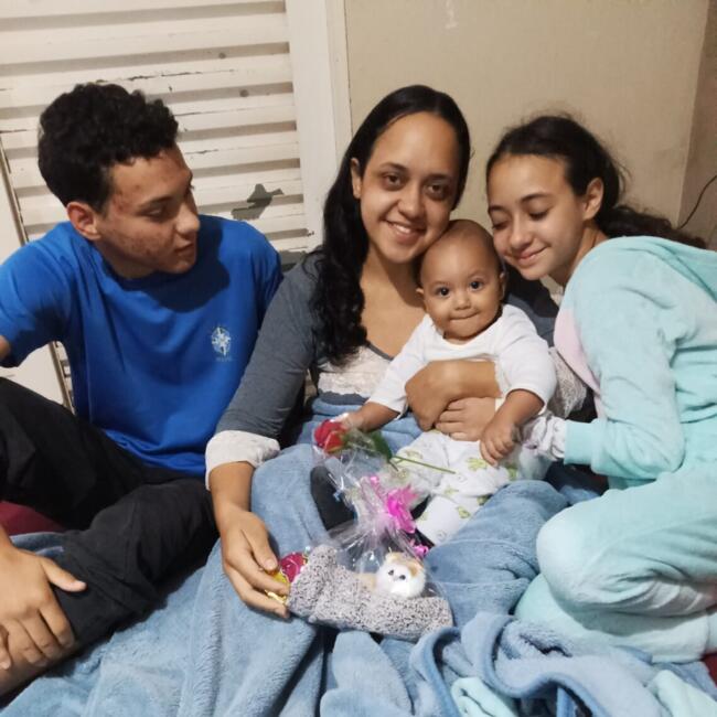 Emprego de babá em Londrina: Gisele
