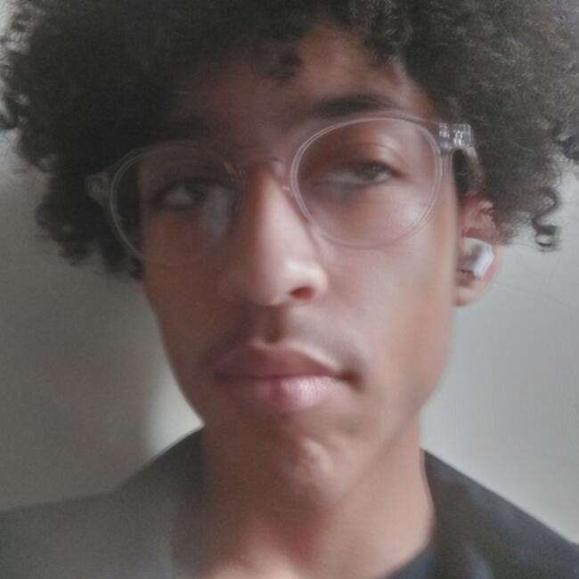 Babysitter in Leigh: Mateus