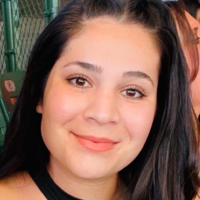 Babysitter in Hanover Park: Juliana