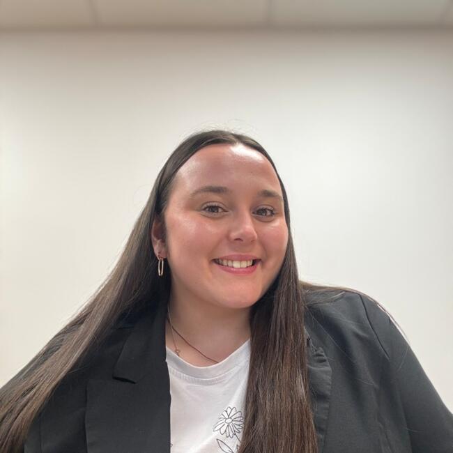 Babysitter in Montreuil: Aurélie