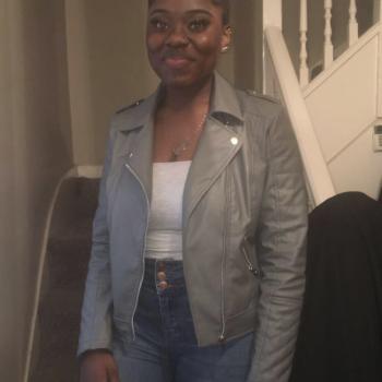 Babysitter Dagenham: Shania
