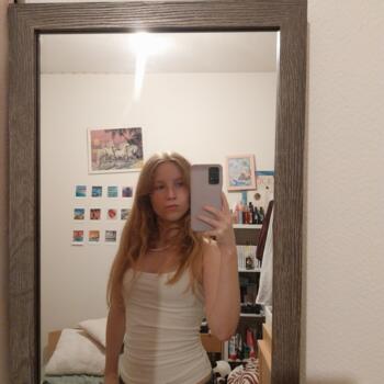 Babysitter in Vineuil: Sarah