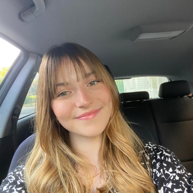 Babysitter in Issy-les-Moulineaux: Lucille