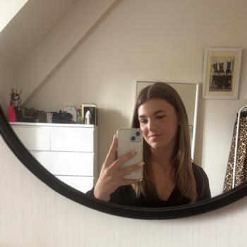 Babysitter Marseille: Nilaï