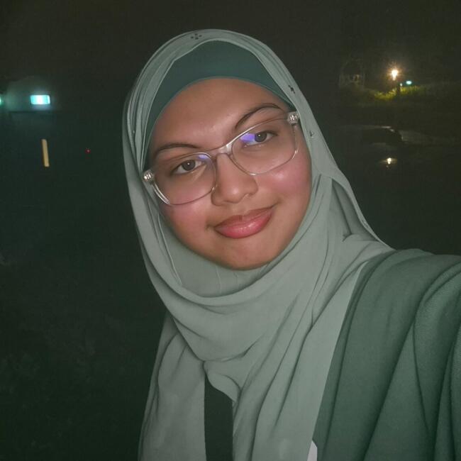 Babysitter in Singapore: Nabilah