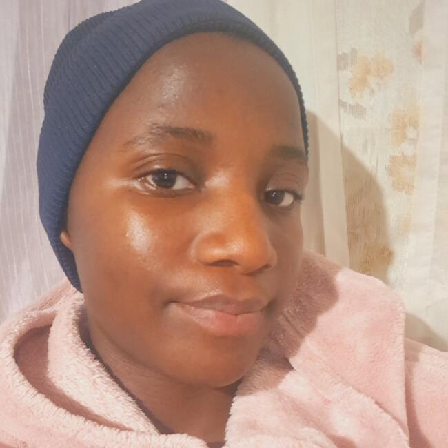 Babysitter in Cape Town: Esther
