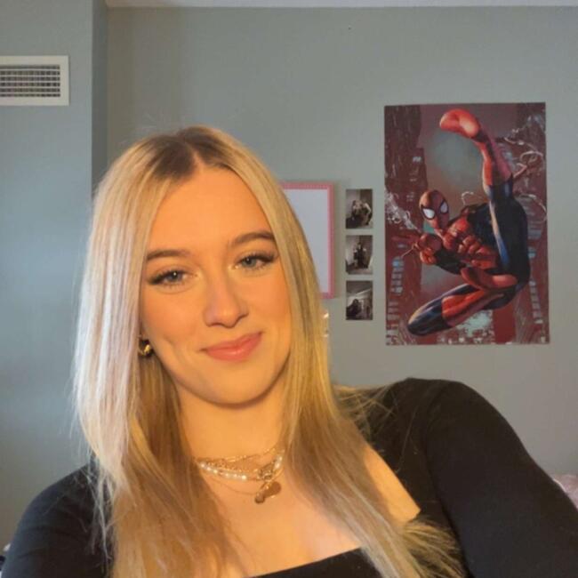 Baby-sitter in Sainte-Catharine: Hannah