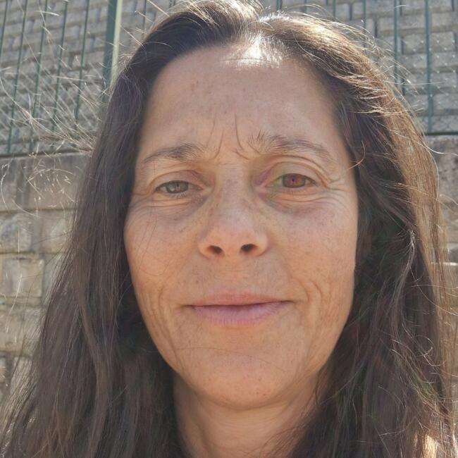 Niñera en Nazaré: Ana Gabriela