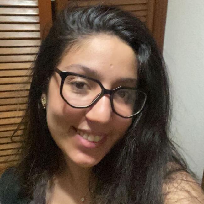 Canguro en Sevilla: Meriem