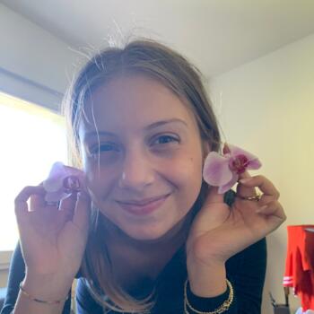 Babysitter Castel San Pietro TI: Aurora Lidia