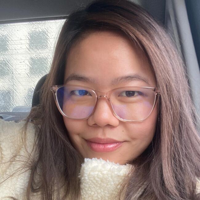 Baby-sitter in London: Manika