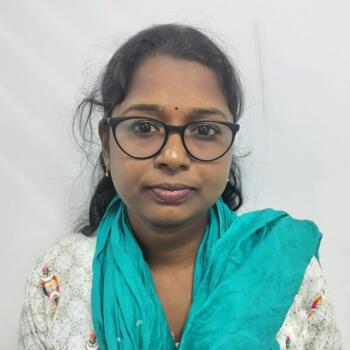 बेबीसिटर बम्बई: Daliya