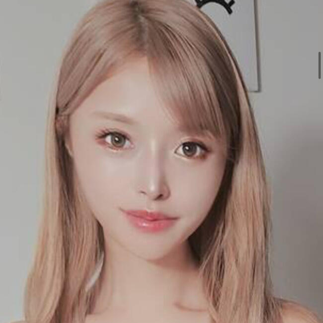 Job de garde d'enfants à Burnaby: Alexandria