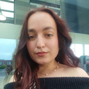 Babysitter in Cork: Isabel