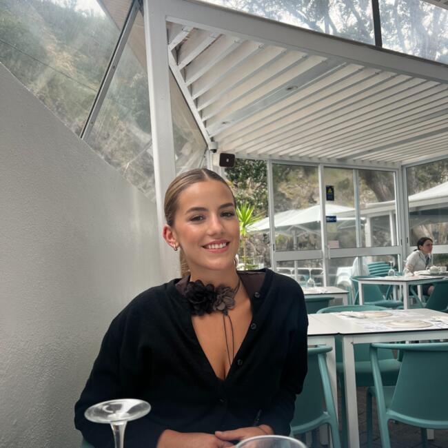 Babysitter in Ribeira Grande (Ribeira Grande): Maria Luísa