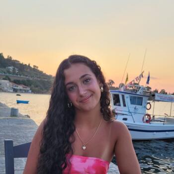 Babysitter in Clichy: Elsa