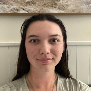 Babysitter in Kirwee: Annalise