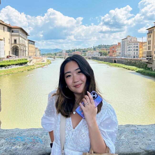 Singapore Island的临时保姆工作: Vanessa