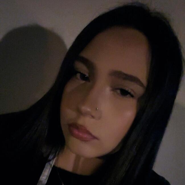 Babysitter in Prévessin-Moëns: Juliette