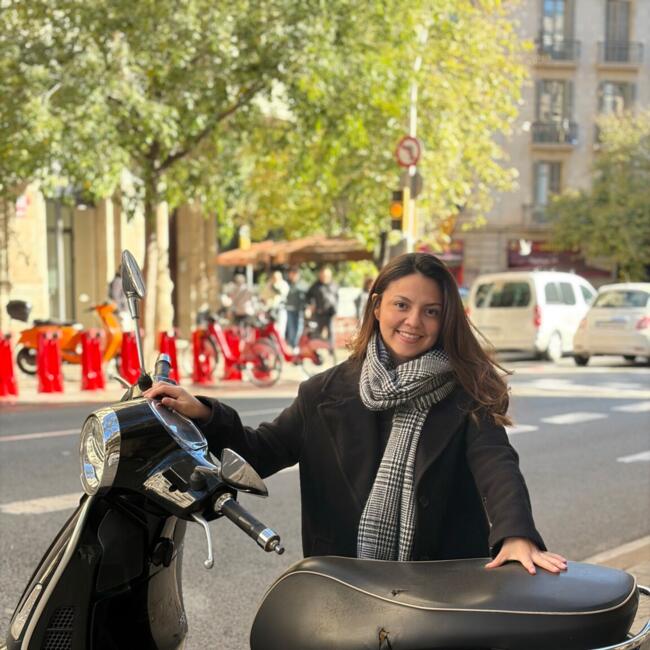 Niñera en Lleida: Lucia