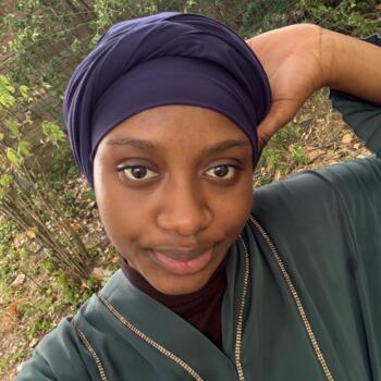 Babysitter in Pau: Oumou
