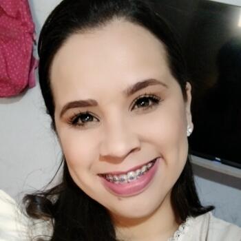 Babá em Morro Agudo: Suellen