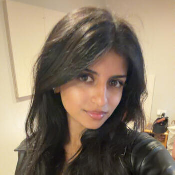 Babysitter in Birmingham: Nandhika
