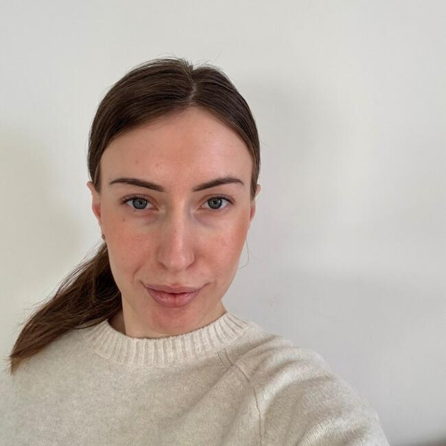 Babysitter in Annemasse: Nina