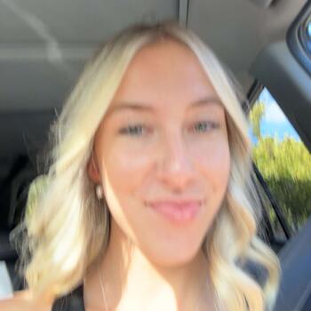 Babysitter Adelaide: Brydee