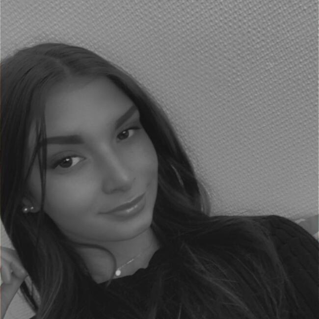 Babysitter in Longwy: Lila