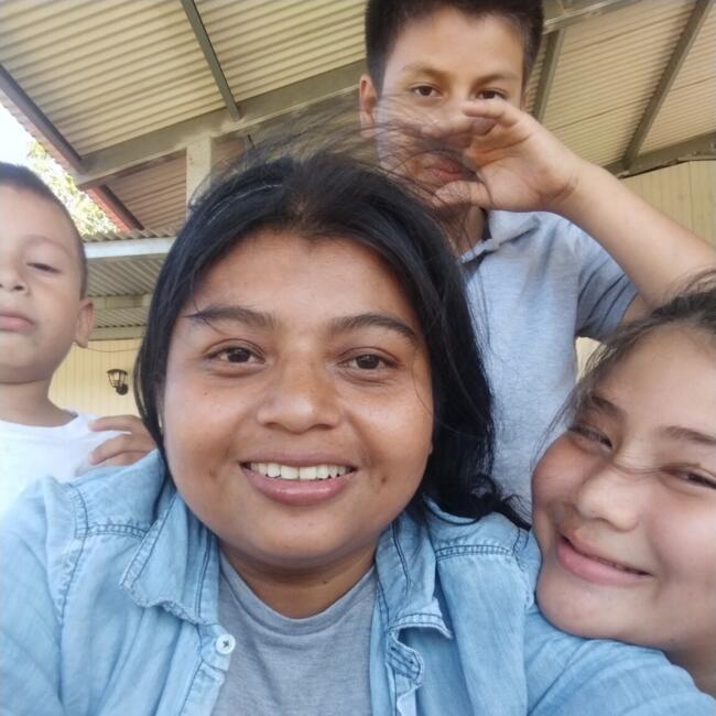 Babysitter in Caldera: Carolina