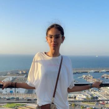 Babysitter in Colombes: Manal