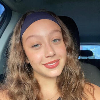 Canguro en Pamplona: Ana Fabia Ovando Rauss