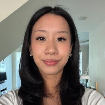 位于Singapore Island的临时保姆: Vionna