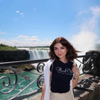 Parent Vieux-Saint-Laurent: Anastasiia