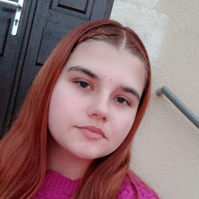 Babysitter in Nîmes: Estelle