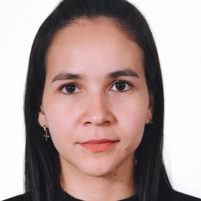 Barnvakt i Bello: Biainnys Liseth Viana Castillo