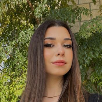 Babysitter em Aborim: Matilde