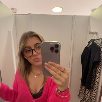 Babysitter in Esvres: Zoe