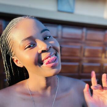 Babysitter in Kimberley: Oratile