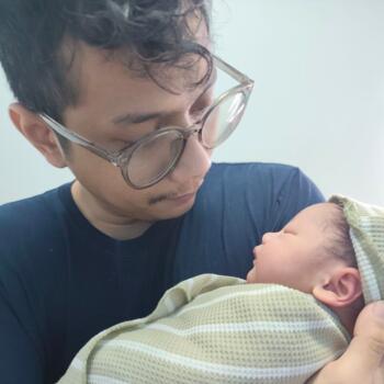 Lowongan pekerjaan babysitting di Kota Depok: lowongan pekerjaan babysitter Tommie