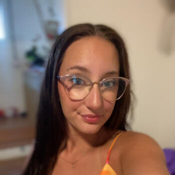 Babysitter in Mouettes: Léony