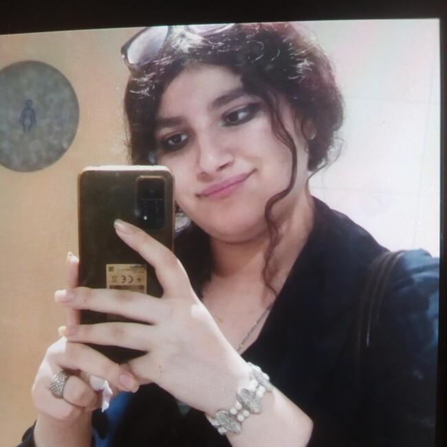 جليسة أطفال في رباط: Lolo