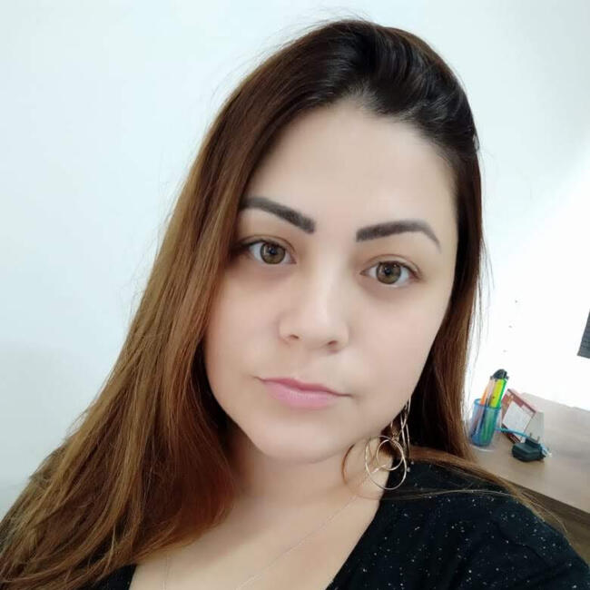 Emprego de babá em Curitiba: Lorena