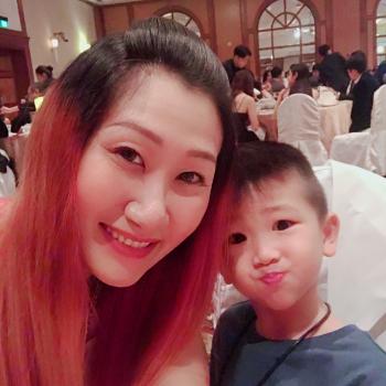 Babysitter Singapore: Eileen