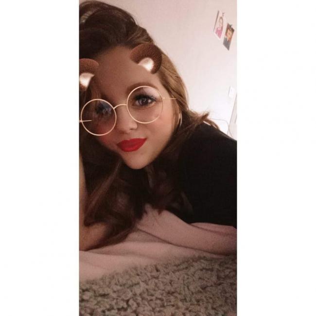 Niñera en Amiens: Tess