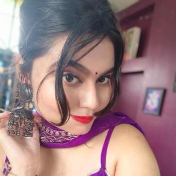 Baby-sitter in Calcutta: Mira