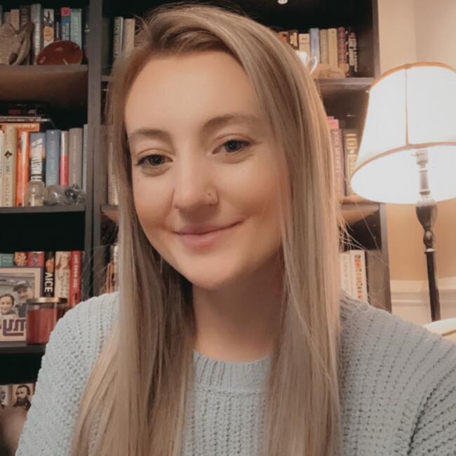 Babysitter in Lexington-Fayette: Mady