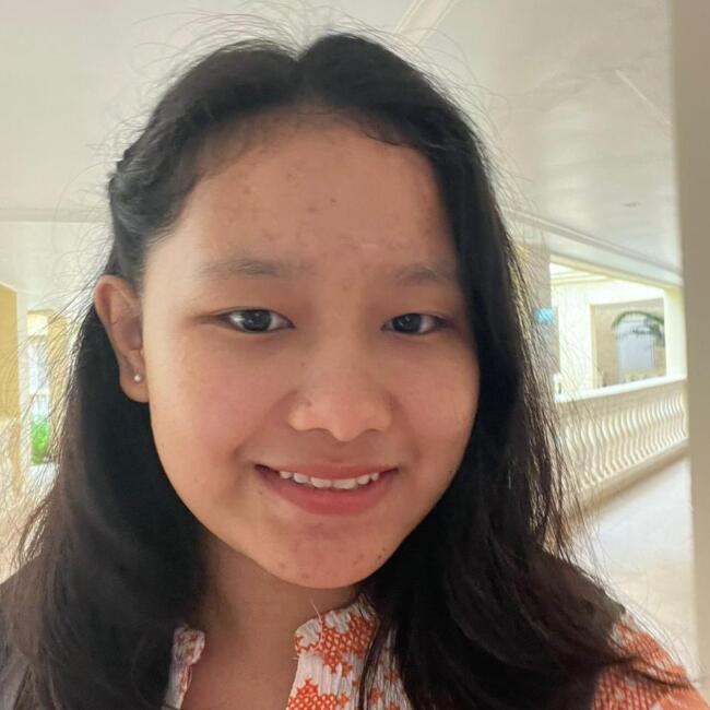 बम्बई में बेबीसिटर: Radhika