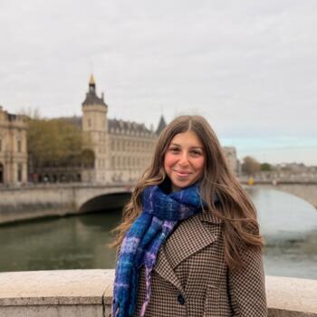 Babysitter in Tower Hamlets: Anna Bella